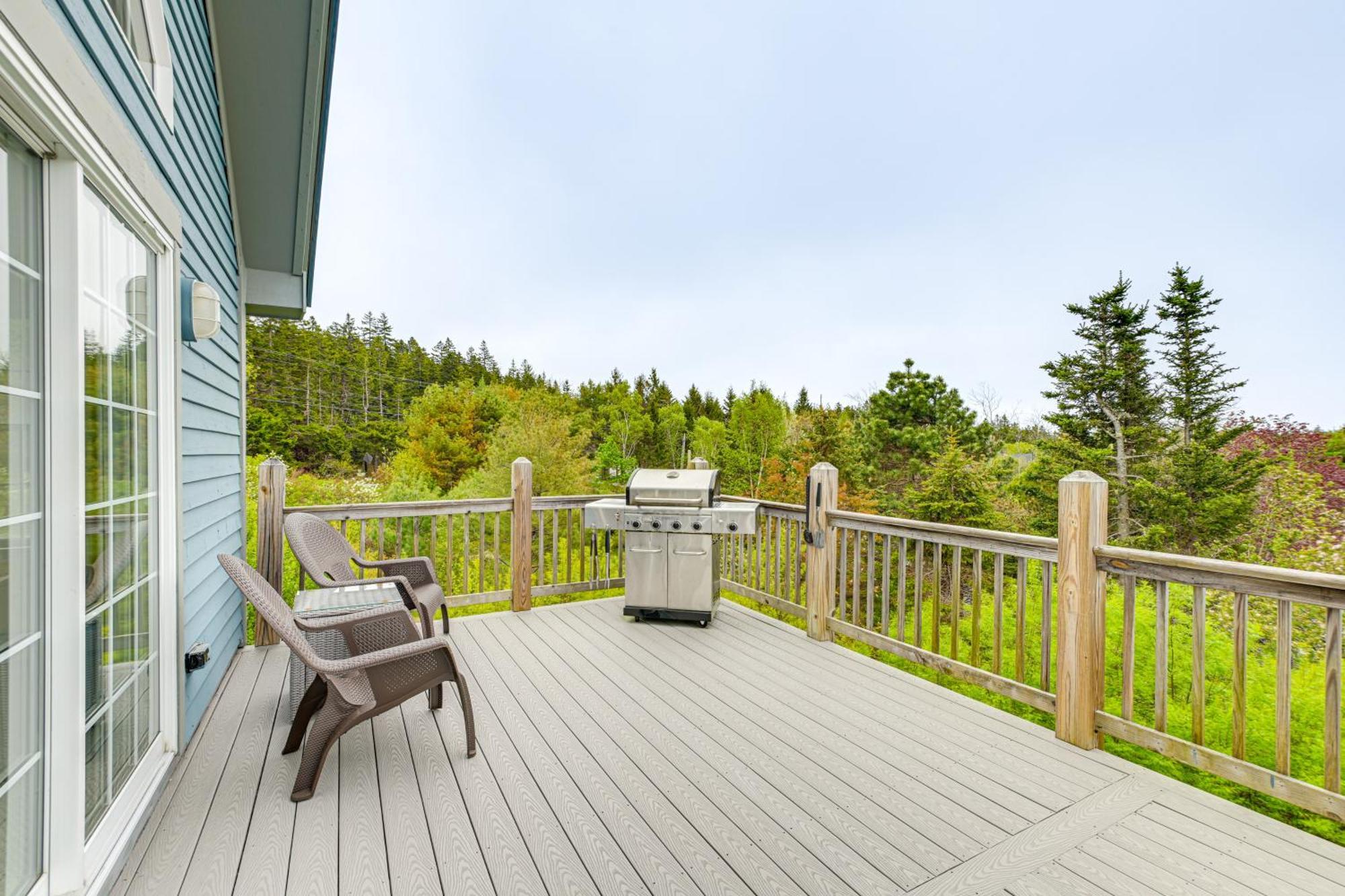 Coastal Maine Home With Deck 4 Mi To Acadia Trails! Bernard Exterior foto