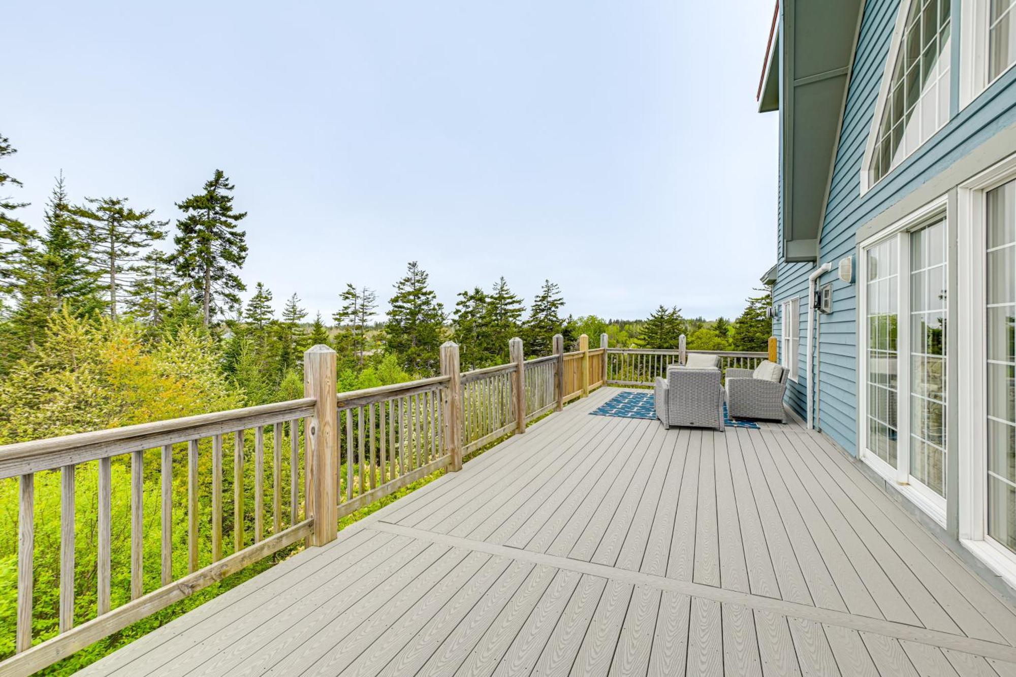 Coastal Maine Home With Deck 4 Mi To Acadia Trails! Bernard Exterior foto